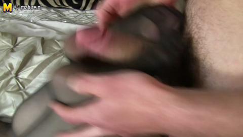 9902