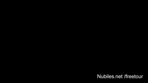 23872